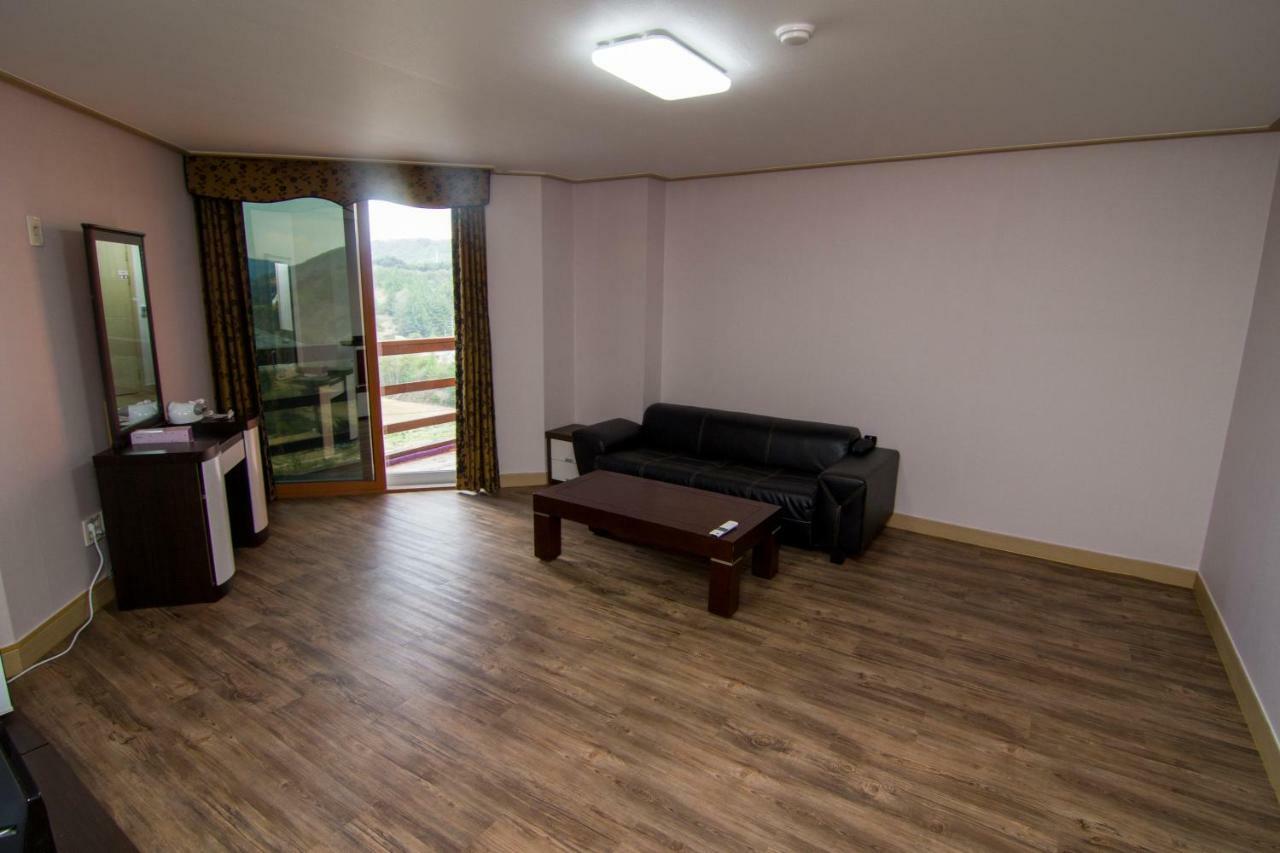 Hyundai Elliot Hotel And Resort Pjongczang Zewnętrze zdjęcie
